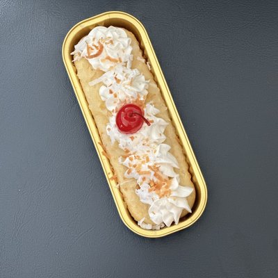 Pina Colada Mini Cake
