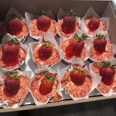 Strawberry Shortcake Specialty Cupcake 