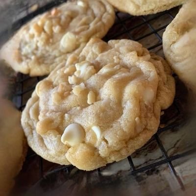 1 - Dz White Chocolate Chip Macadamia Nut Cookies 