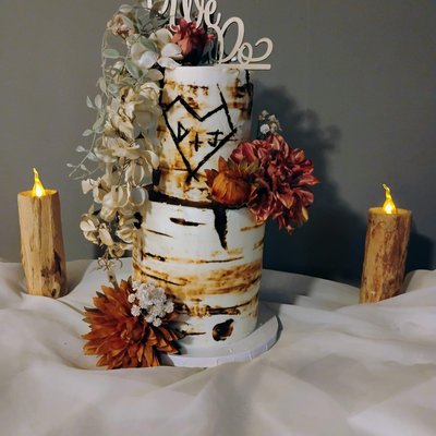 Custom Cakes