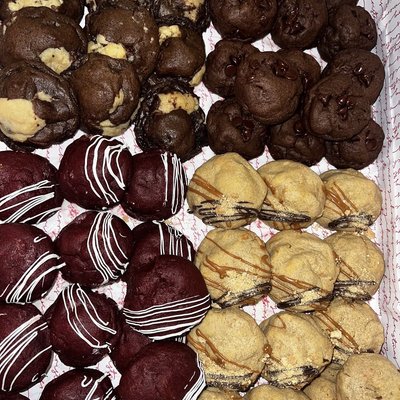 Custom Thick & Gooey Cookies