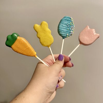 Custom Shaped Cake Pops