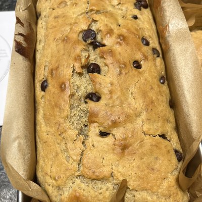 Banana Bread w/ Chocolate Chips