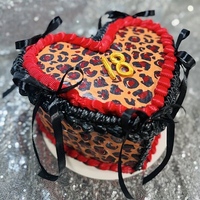 3 Layer Heart Cakes