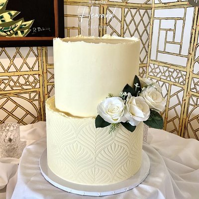 FREESTYLE 10”/8” Two Tier (60-70 Servings)
