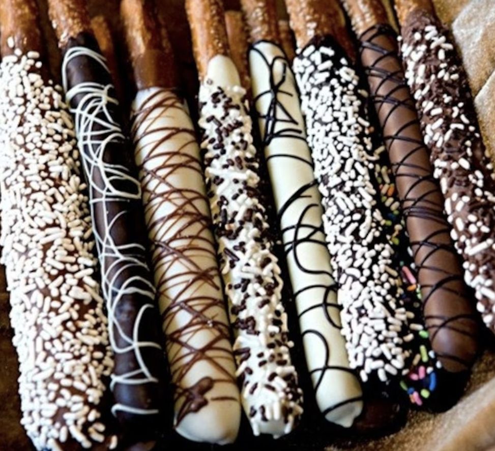 Milk Chocolate 12 Count Dipped/Drizzled Pretzel Rods 
