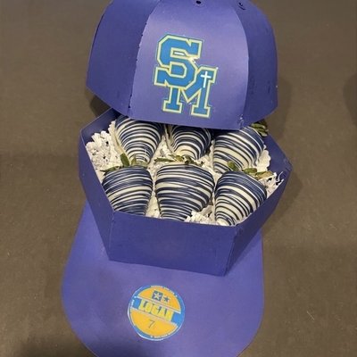 Custom SM Valentine’s Day Hat w/ Half Dozen Dipped strawberries