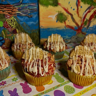 Assorted Cupcakes 10 Ct 🎀