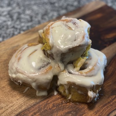 Sourdough Pumpkin Cinnamon Rolls (batch of 9) 