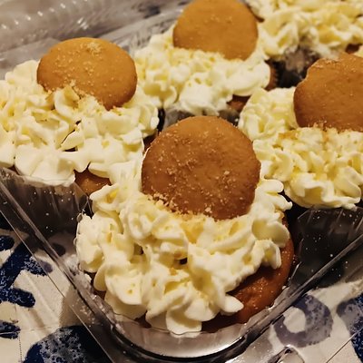12 The Southern Classic: Banana Pudding Cupcakes (Pack of Six)