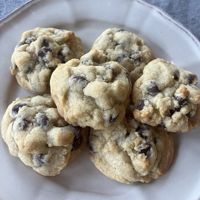 Chocolate Chip Cookies (12)