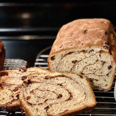 Sandwich Loaf (Honey Wheat Or Cinnamon Raisin)