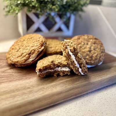 Oatmeal Cream Pies