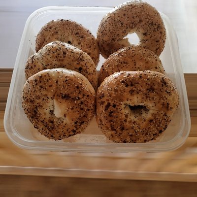 Everything Bagels 