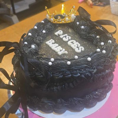 8 Inch HEART CAKE 