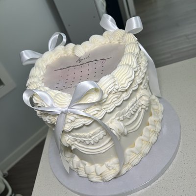 SALE Custom 8 Inch Vintage Heart Cake 