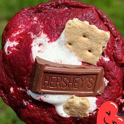 Red Velvet S'more Cookie