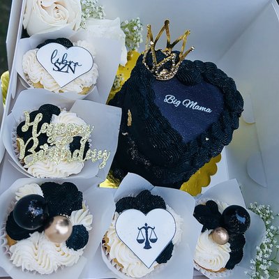 Bento Cake & Cupcake Box 