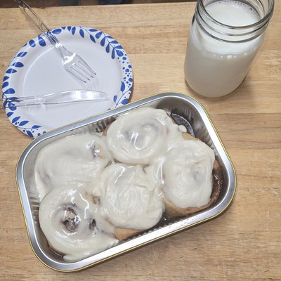Cinnamon Rolls 
