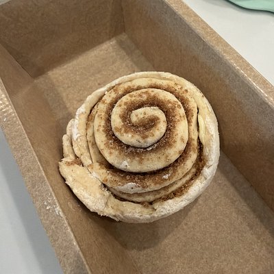 Cinnamon Rolls (tray of 2)
