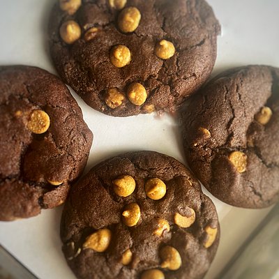 Chocolate Peanut Butter Chip Cookie 