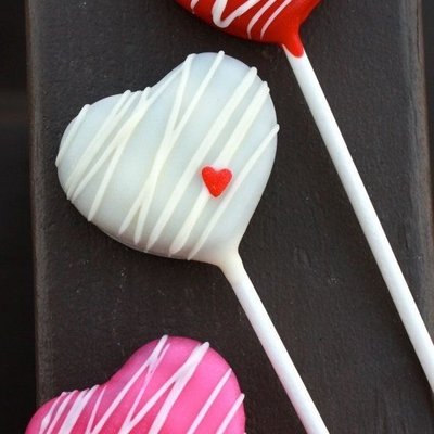 Heart Cake Pops