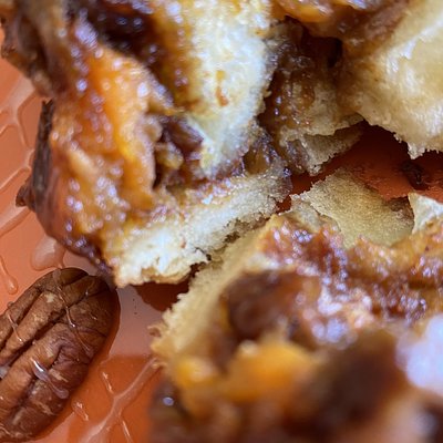 Sweet Potato Pecan Cinnamon Rolls 