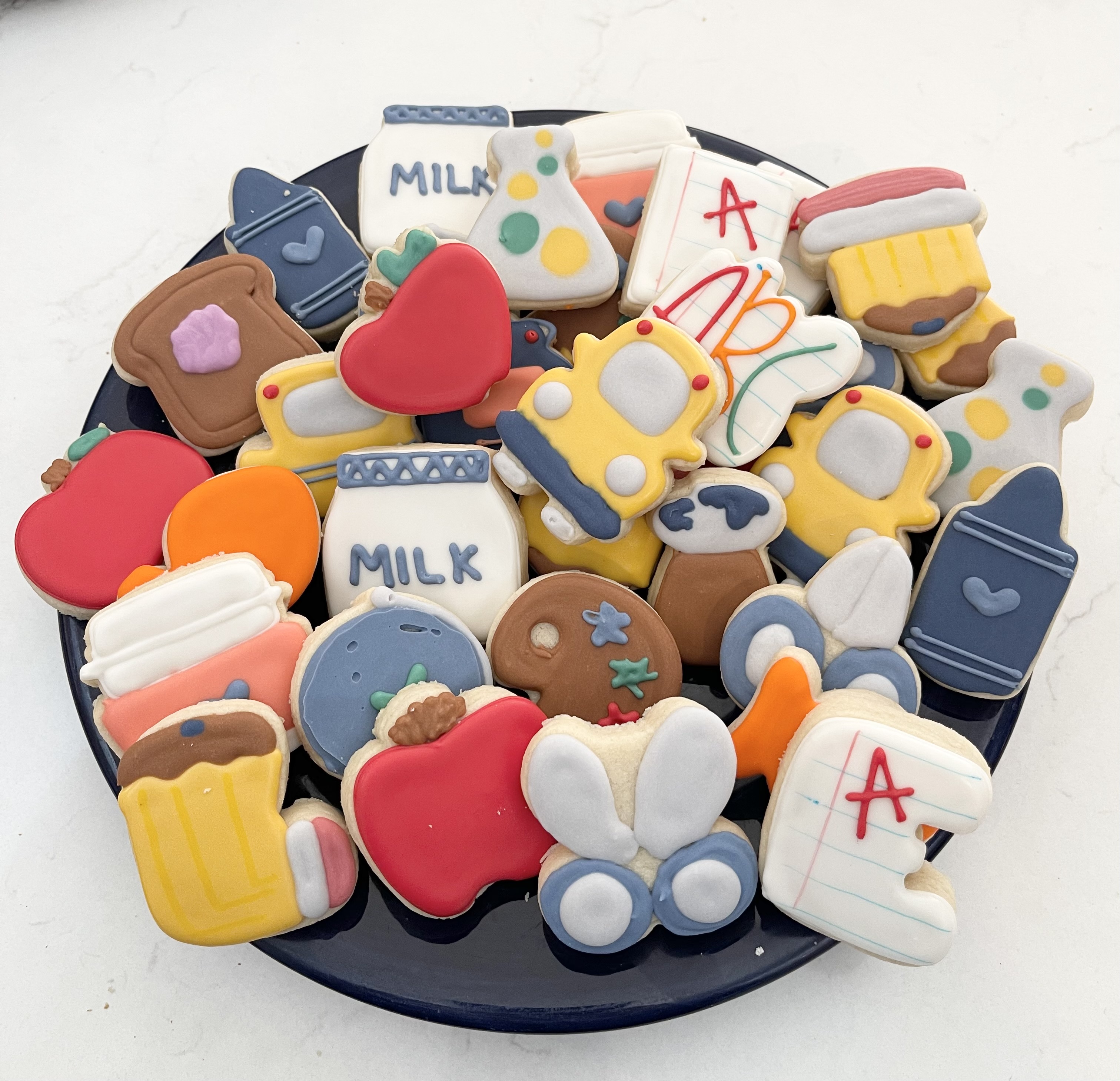 Dozen Minis - Minis Have Minimal Details, Maximum Of One Word For Writing 