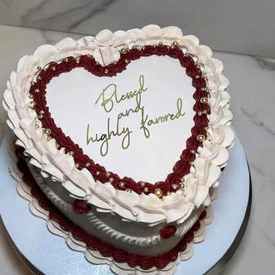 8inch Cake (15-20 Servings)