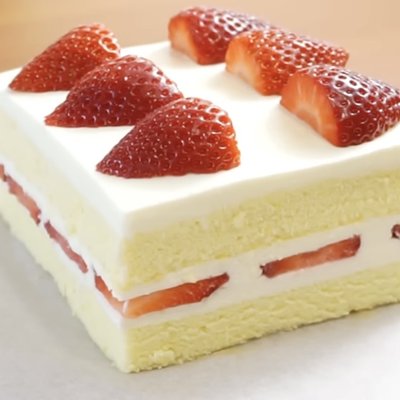 Strawberry & Cream Shortcake 