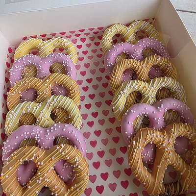 Large Pretzels