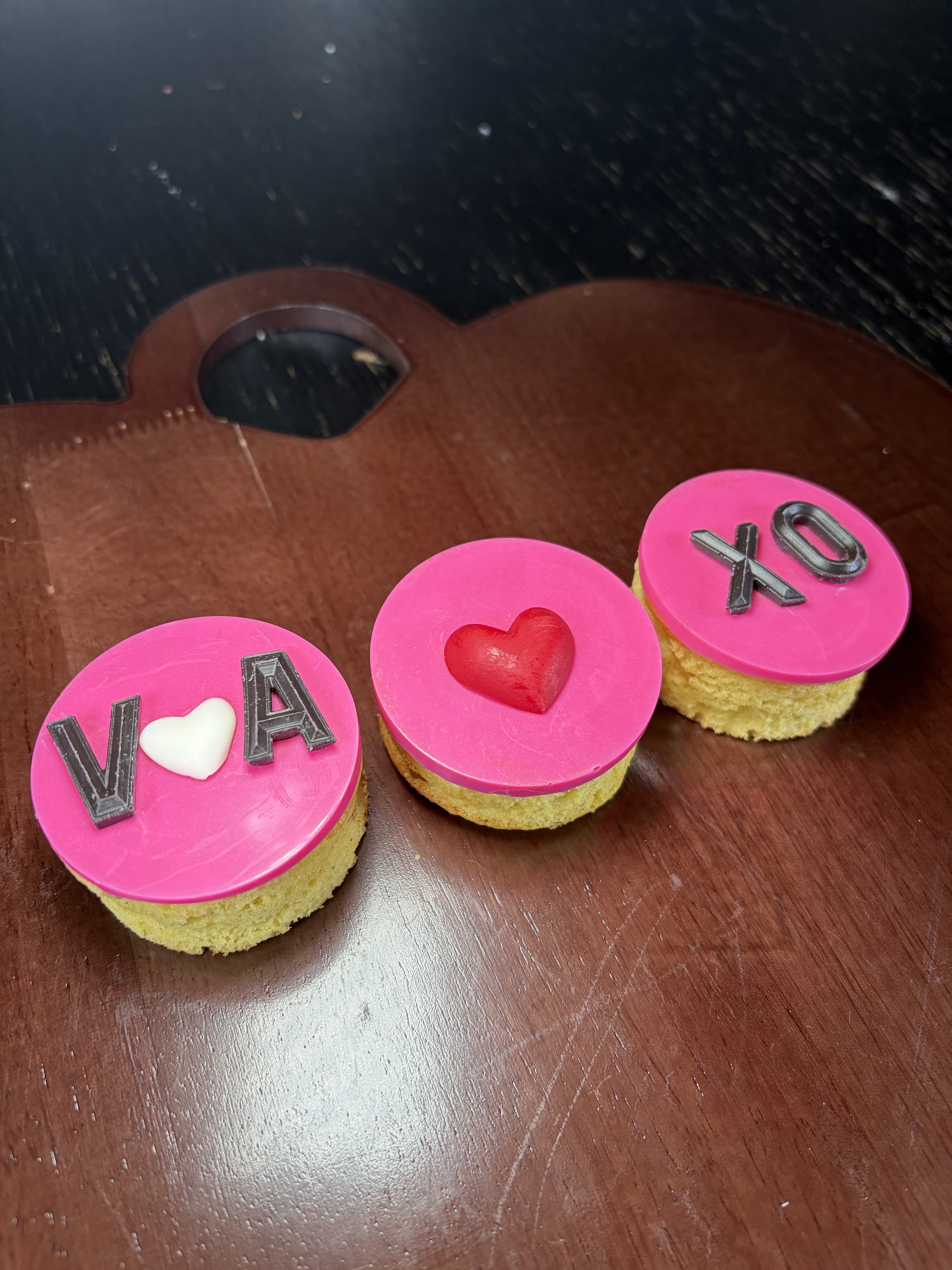 Custom Cake Bites Box (3pc) 