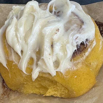 Pumpkin Cinnamon Rolls With Frosting
