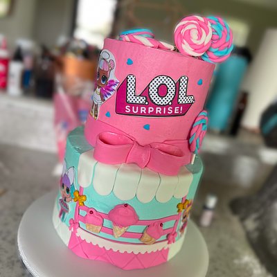 2 Tiered Cakes