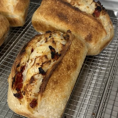 Sun-dried Tomato & Garlic Sourdough 