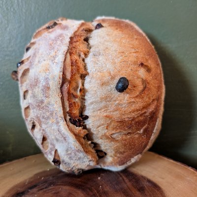 The Cinnamon Raisin Loaf 
