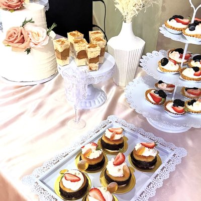 Dessert Bar 30 Mini Desserts 