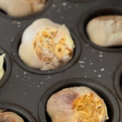 Extra ROASTED GARLIC Head