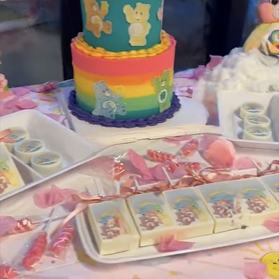 Themed Rice Krispie Treats 