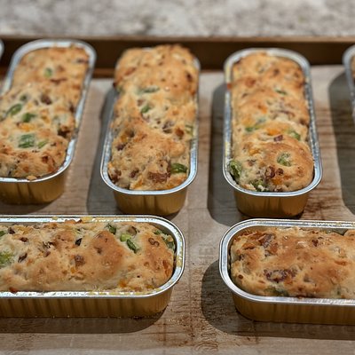 Mini Jalapeño Popper English Muffin Bread 