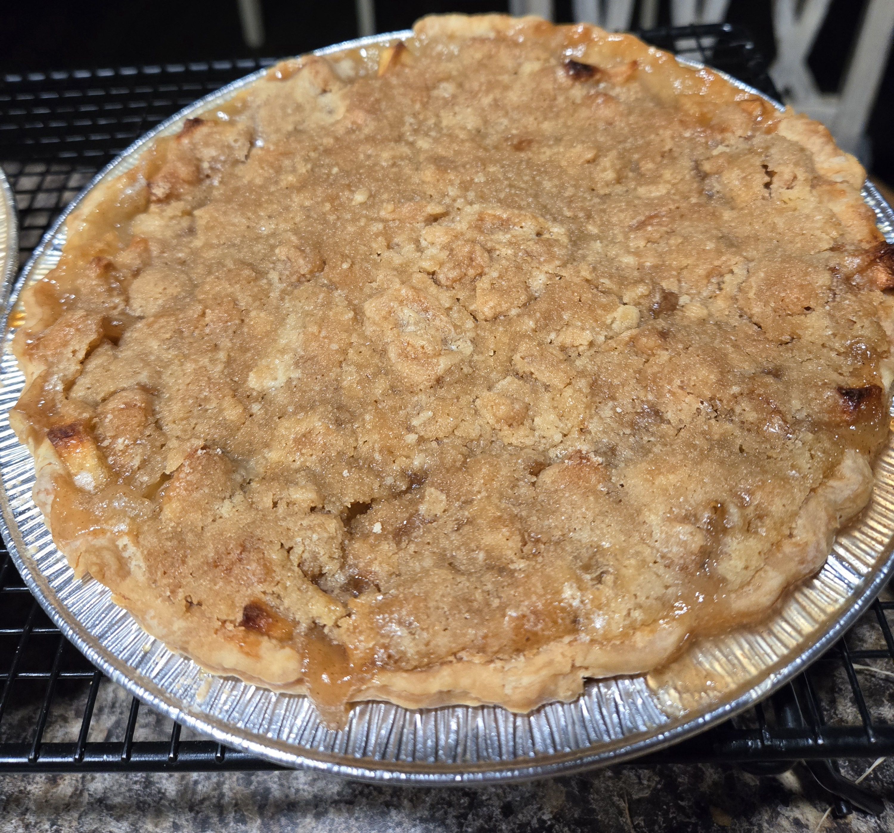 9" Peach Pie With Streusel Topping