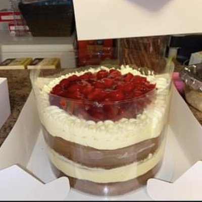 Specialty Cakes (8inch) 