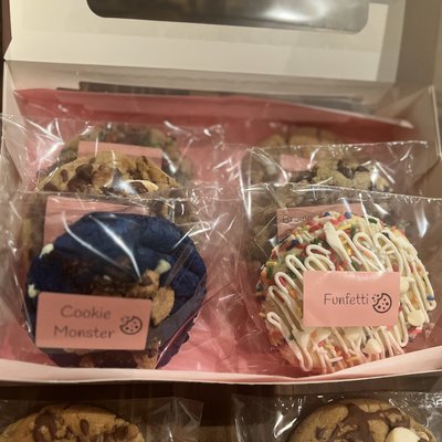 Weekly Cookie Box Club - Sweet Supporter 