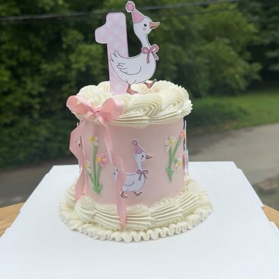 4” 3 Layer Cake - Smash Cake / Feeds About 6