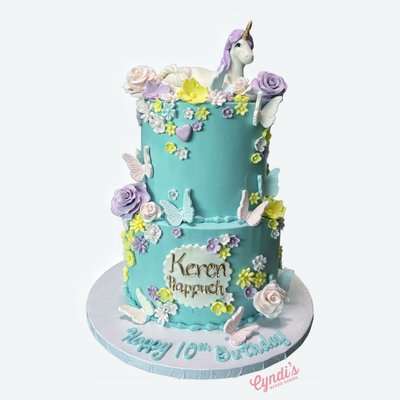 Custom Cakes 
