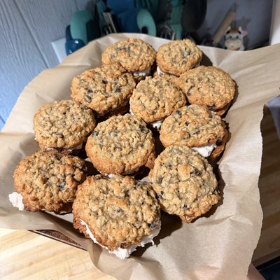 Oatmeal Cream Pies (2)