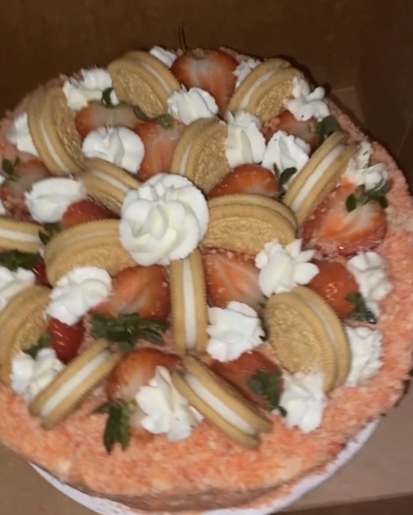 Strawberry crunch (with Cookies And strawberry Toppings)