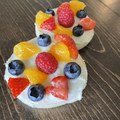 Mini Fruit Pizza 