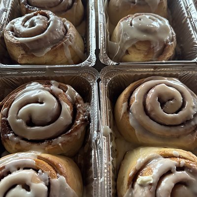  Brown Butter Classic Cinnamon Rolls 