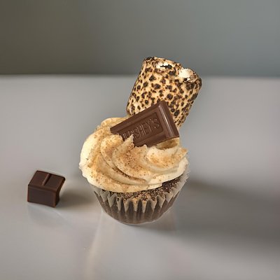 12 Pk. Custom Jumbo S’mores Cupcake